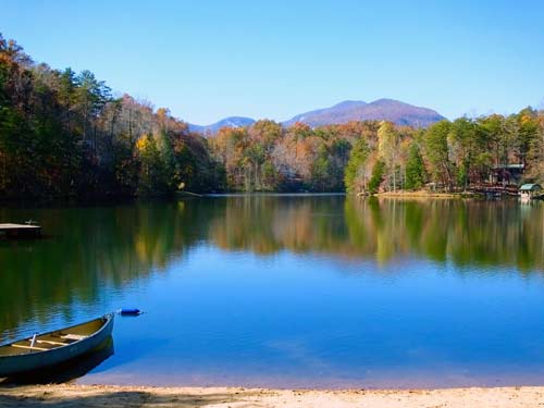 Mirror Lake in Riverbend Canoe Lake Lure Cabin